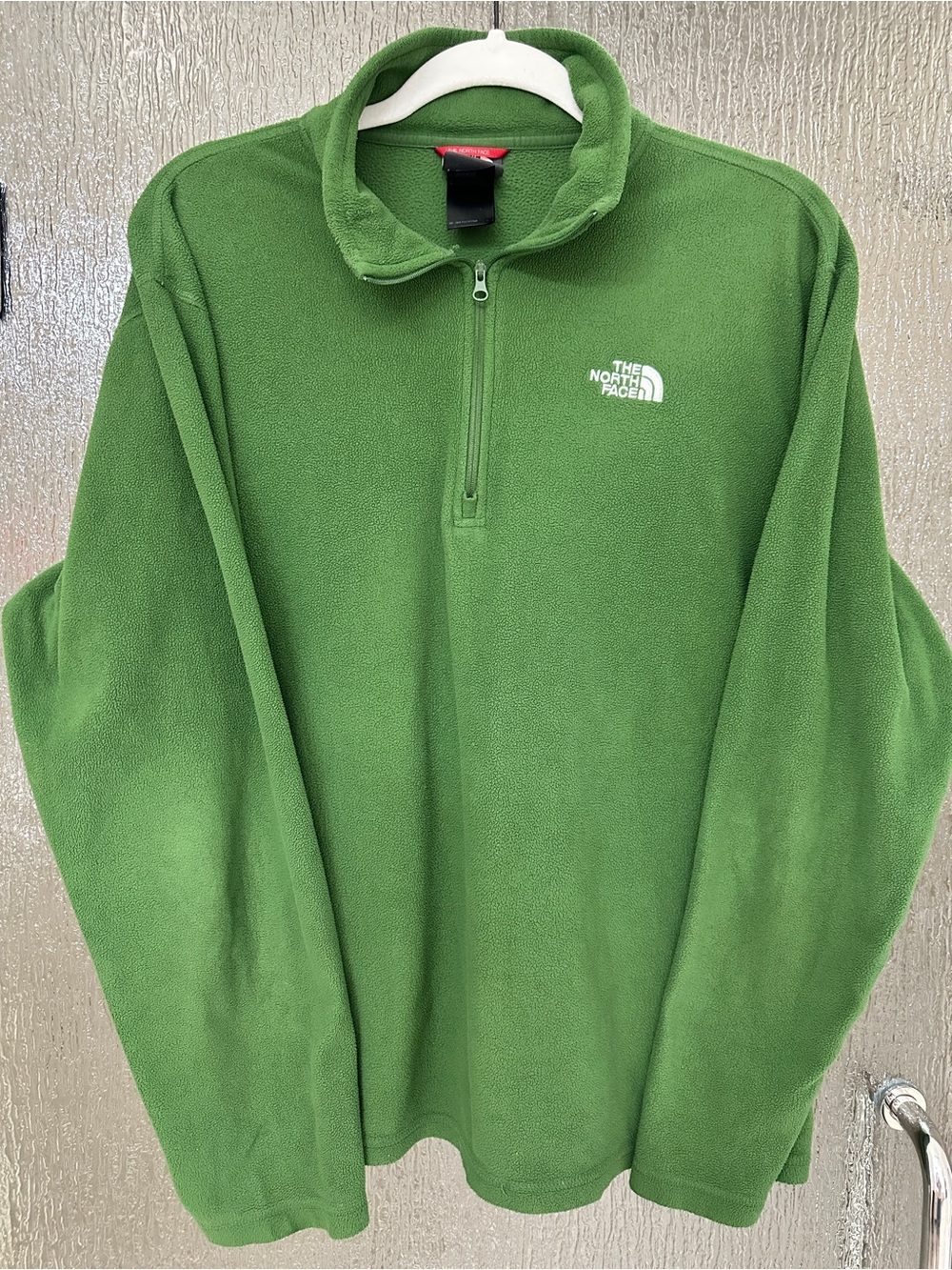 The North Face Men's Green Half-Zip Fleece Pullover